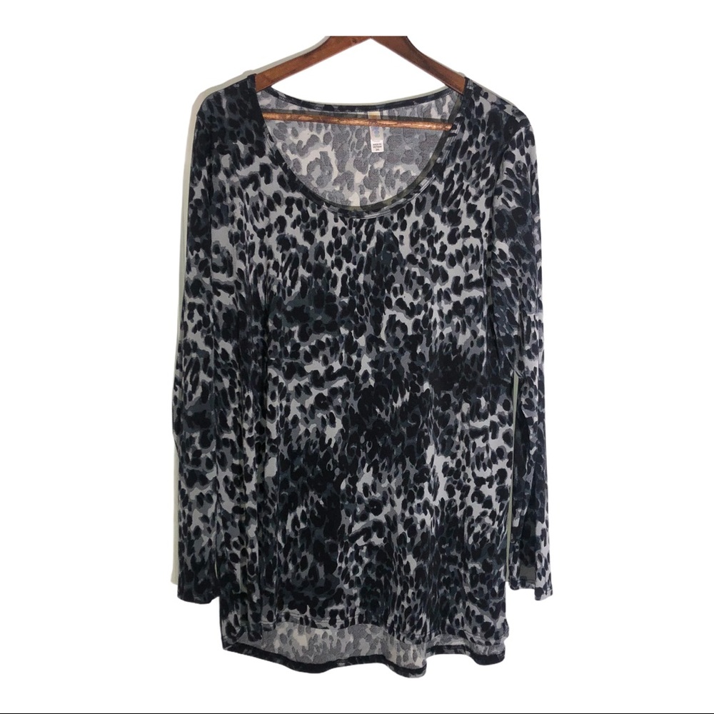 LuLaRoe 2XL Snow Leapard Lynnae